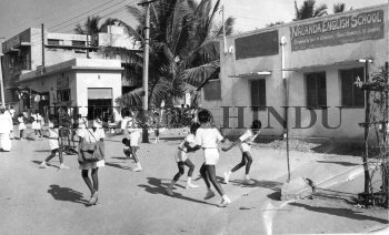 Image Id : 663049 <span>Date : 1986-03-29 <span>Category : Education</span>