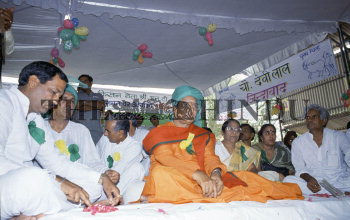 Image Id : 1021577 <span>Date : 1988-06-11 <span>Category : Politics</span>