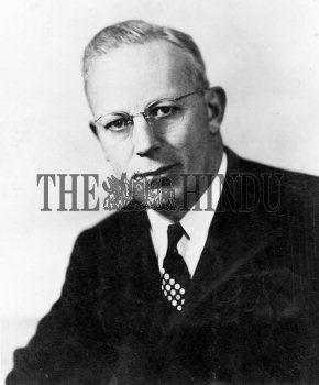 Image Id : 1350152 <span>Date : 1953-10-01 <span>Category : Crime Law and Justice</span>