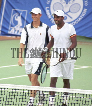 Image Id : 1845673 <span>Date : 2003-10-21 <span>Category : Sport</span>