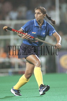 Image Id : 1903880 <span>Date : 2003-10-23 <span>Category : Sport</span>