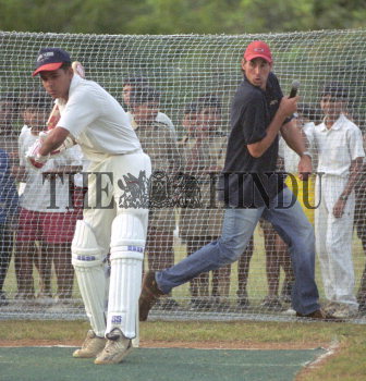 Image Id : 1934725 <span>Date : 2003-11-12 <span>Category : Sport</span>