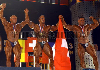 Image Id : 1952104 <span>Date : 2003-11-11 <span>Category : Sport</span>
