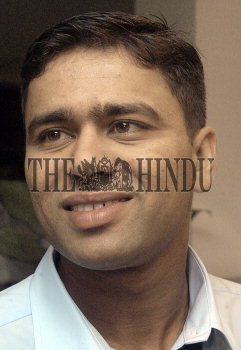 Image Id : 1983031 <span>Date : 2003-11-23 <span>Category : Sport</span>