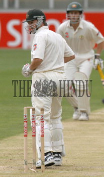 Image Id : 2055800 <span>Date : 2003-12-09 <span>Category : Sport</span>
