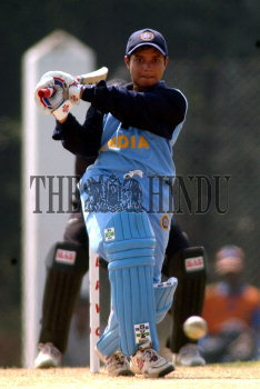 Image Id : 2083622 <span>Date : 2003-12-16 <span>Category : Sport</span>