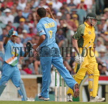 Image Id : 2180171 <span>Date : 2004-01-09 <span>Category : Sport</span>