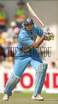 Image Id : 2249319 <span>Date : 2004-01-24 <span>Category : Sport</span>