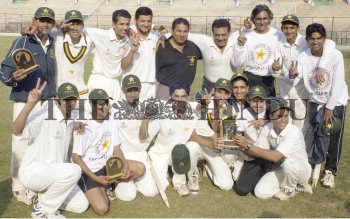 Image Id : 2263597 <span>Date : 2004-01-27 <span>Category : Sport</span>