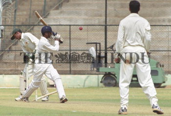 Image Id : 2276017 <span>Date : 2004-01-27 <span>Category : Sport</span>