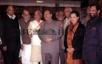 Image Id : 2306461 <span>Date : 2004-02-05 <span>Category : Politics</span>