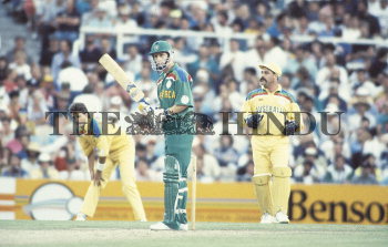 Image Id : 2371221 <span>Date : 1992-02-26 <span>Category : Sport</span>