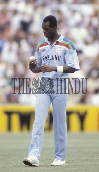 Image Id : 2389281 <span>Date : 1992-03-05 <span>Category : Sport</span>