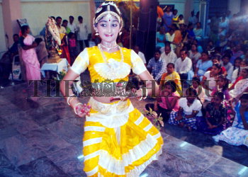 Image Id : 2394650 <span>Date : 2004-02-24 <span>Category : Arts Culture and Entertainment</span>