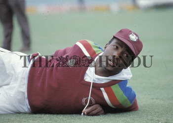Image Id : 2407431 <span>Date : 1992-03-17 <span>Category : Sport</span>