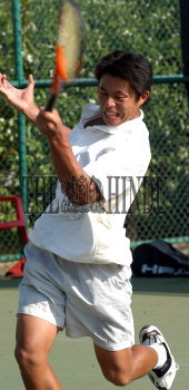 Image Id : 2434043 <span>Date : 2004-03-03 <span>Category : Sport</span>