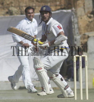 Image Id : 2438418 <span>Date : 2004-03-02 <span>Category : Sport</span>