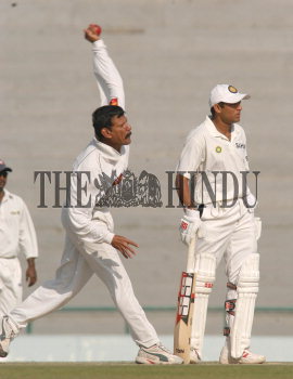 Image Id : 2449949 <span>Date : 2004-03-06 <span>Category : Sport</span>