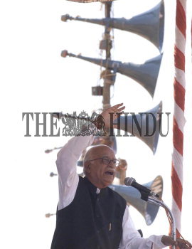 Image Id : 2506327 <span>Date : 2004-03-17 <span>Category : Politics</span>