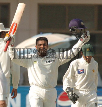 Image Id : 2562327 <span>Date : 2004-03-28 <span>Category : Sport</span>
