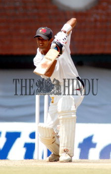 Image Id : 2597125 <span>Date : 2004-03-28 <span>Category : Sport</span>