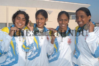 Image Id : 2606213 <span>Date : 2004-04-04 <span>Category : Sport</span>