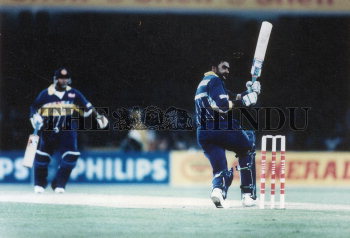 Image Id : 2703946 <span>Date : 1996-03-17 <span>Category : Sport</span>