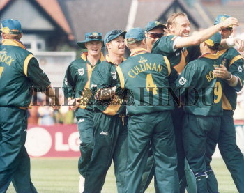 Image Id : 2757861 <span>Date : 1999-05-19 <span>Category : Sport</span>