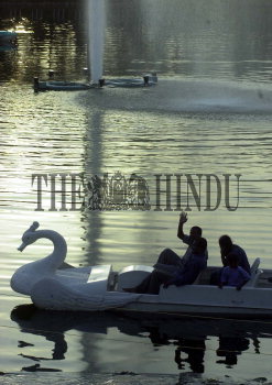 Image Id : 2833892 <span>Date : 2004-05-19 <span>Category : Lifestyle and Leisure</span>