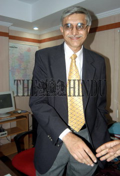 Image Id : 3177562 <span>Date : 2004-07-27 <span>Category : Economy Business and Finance</span>