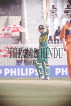 Image Id : 3215495 <span>Date : 1996-03-05 <span>Category : Sport</span>