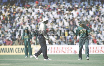 Image Id : 3215600 <span>Date : 1996-03-09 <span>Category : Sport</span>