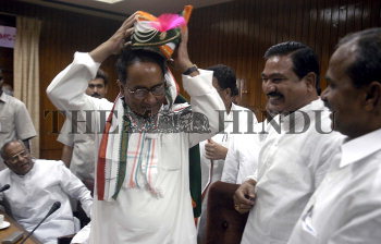 Image Id : 3253262 <span>Date : 2004-08-10 <span>Category : Politics</span>