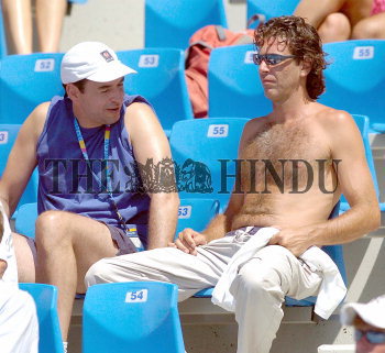 Image Id : 3308353 <span>Date : 2004-08-18 <span>Category : Sport</span>