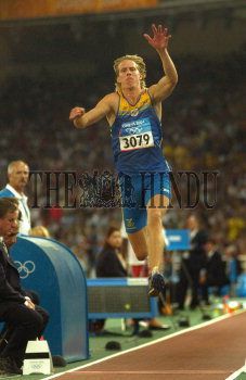 Image Id : 3342856 <span>Date : 2004-08-23 <span>Category : Sport</span>
