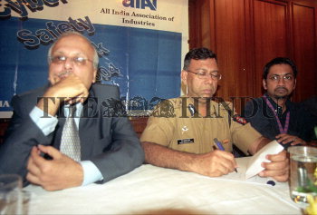 Image Id : 3364970 <span>Date : 2004-08-26 <span>Category : Crime Law and Justice</span>