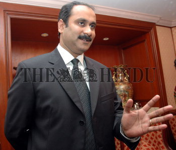 Image Id : 3530419 <span>Date : 2004-09-24 <span>Category : Politics</span>