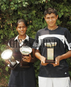 Image Id : 3577637 <span>Date : 2004-10-02 <span>Category : Sport</span>