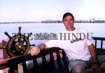 Image Id : 3684206 <span>Date : 2004-10-20 <span>Category : Sport</span>