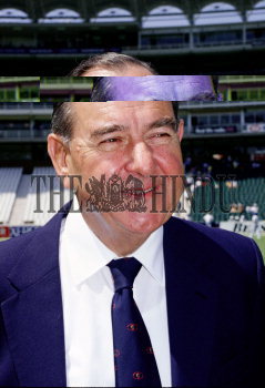 Image Id : 3919045 <span>Date : 1992-11-28 <span>Category : Sport</span>