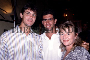 Image Id : 3919194 <span>Date : 1993-01-06 <span>Category : Sport</span>