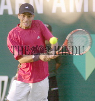 Image Id : 3965039 <span>Date : 2004-12-10 <span>Category : Sport</span>