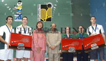 Image Id : 4003123 <span>Date : 2004-12-17 <span>Category : Sport</span>