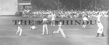 Image Id : 4022028 <span>Date : 1950-12-31 <span>Category : Sport</span>