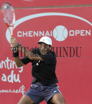 Image Id : 4107208 <span>Date : 2005-01-05 <span>Category : Sport</span>
