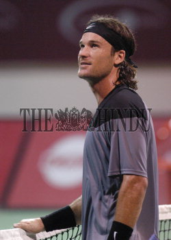 Image Id : 4122134 <span>Date : 2005-01-07 <span>Category : Sport</span>