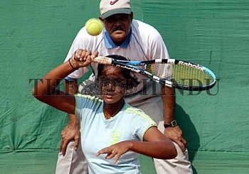 Image Id : 4279084 <span>Date : 2005-02-01 <span>Category : Sport</span>