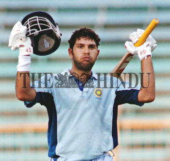 Image Id : 4303577 <span>Date : 2005-02-07 <span>Category : Sport</span>