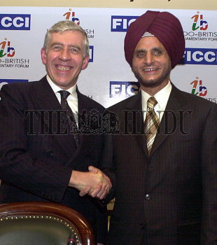 Image Id : 4367296 <span>Date : 2005-02-18 <span>Category : Economy Business and Finance</span>