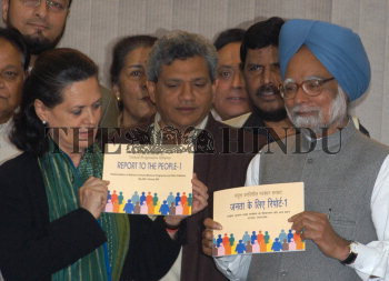 Image Id : 4436697 <span>Date : 2005-03-01 <span>Category : Politics</span>